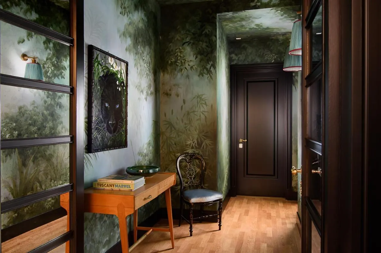 Velona'S Jungle Luxury Suites Florencie Itálie