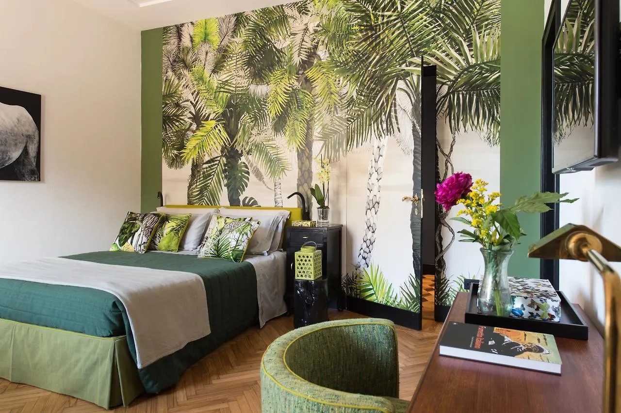 Velona'S Jungle Luxury Suites Florence Bed & Breakfast