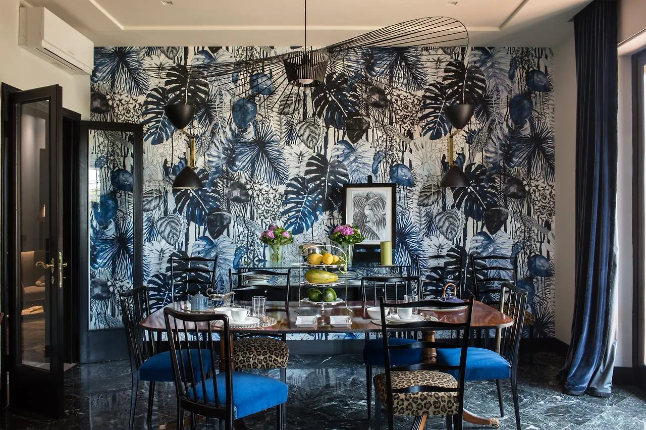 Velona'S Jungle Luxury Suites Флоренция 3*,