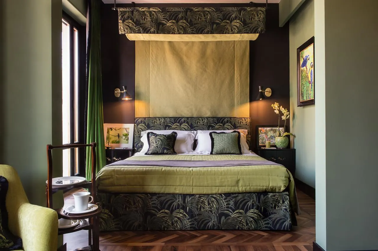 Velona'S Jungle Luxury Suites Florence Bed & Breakfast