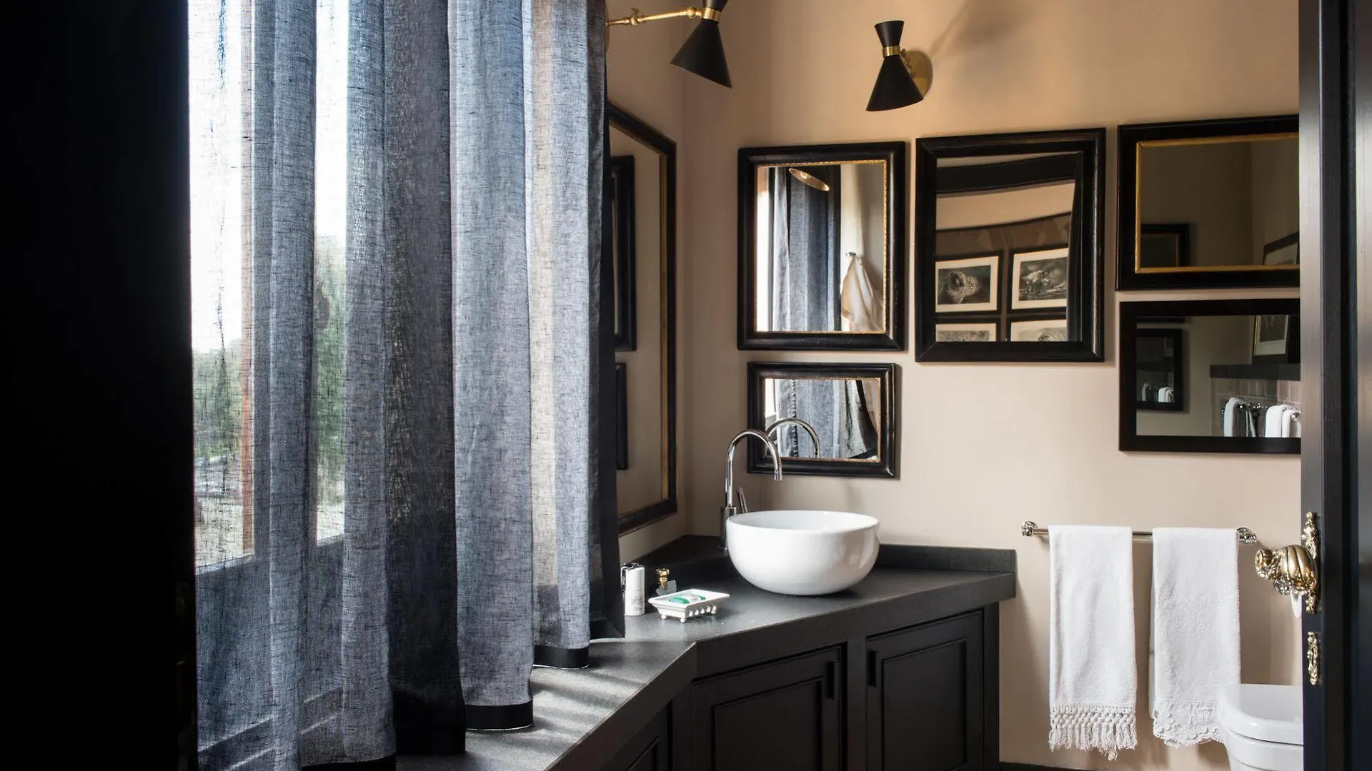 Velona'S Jungle Luxury Suites Флоренция Отель типа 