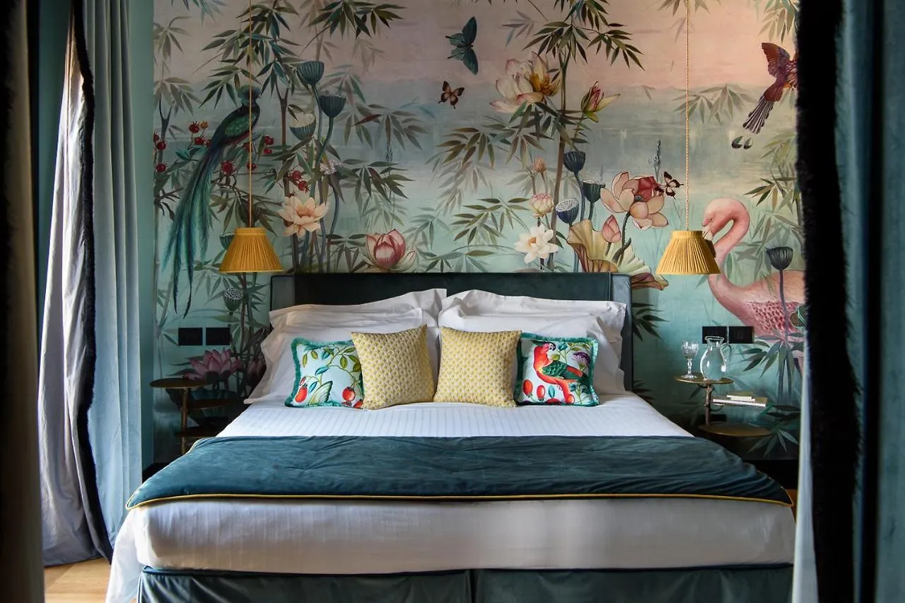 Velona'S Jungle Luxury Suites Florens Bed & Breakfast